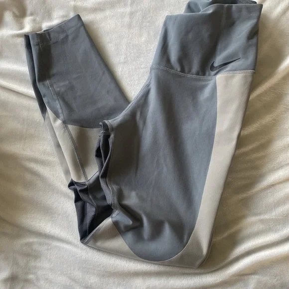 NWOT ankle length nike dry fit - Picture 3 of 3